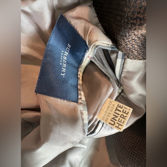 Burberry London Sz 46R Brown Sport Coat with Notch Lapels and 100% Wool - Picture 8 of 11